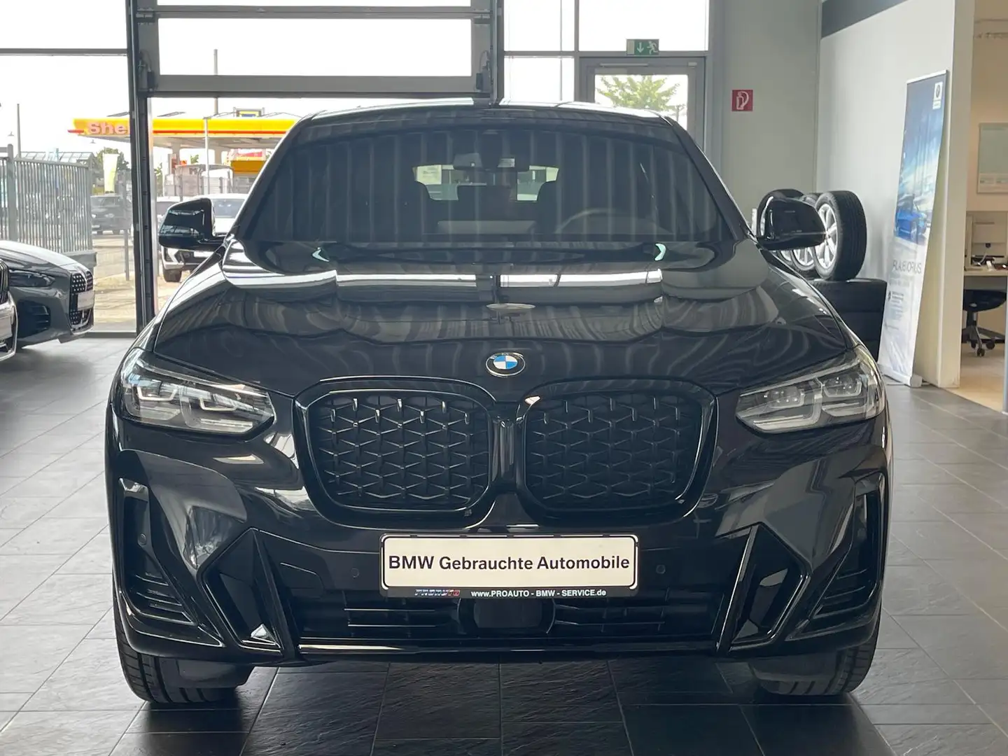 BMW X4 xDrive 20i M Sport AHK/A-LED/Pano/ACC/RFK Schwarz - 2