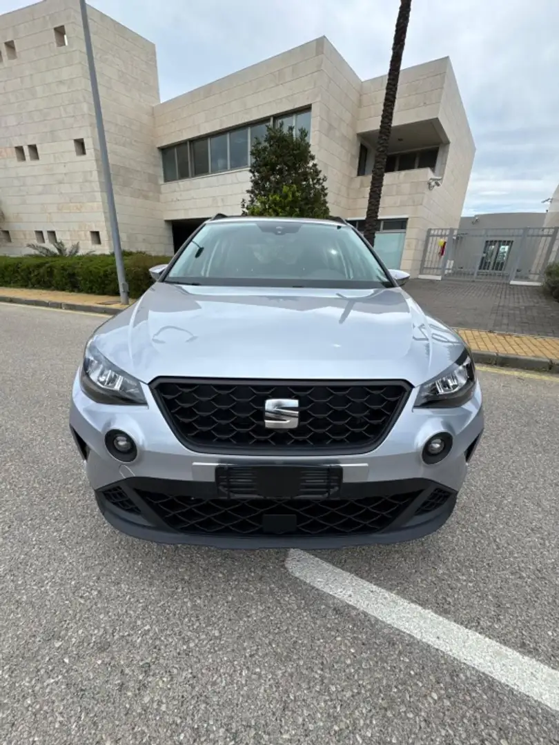 SEAT Arona 1.0 TSI S&S Xperience XS 115 Gris - 1