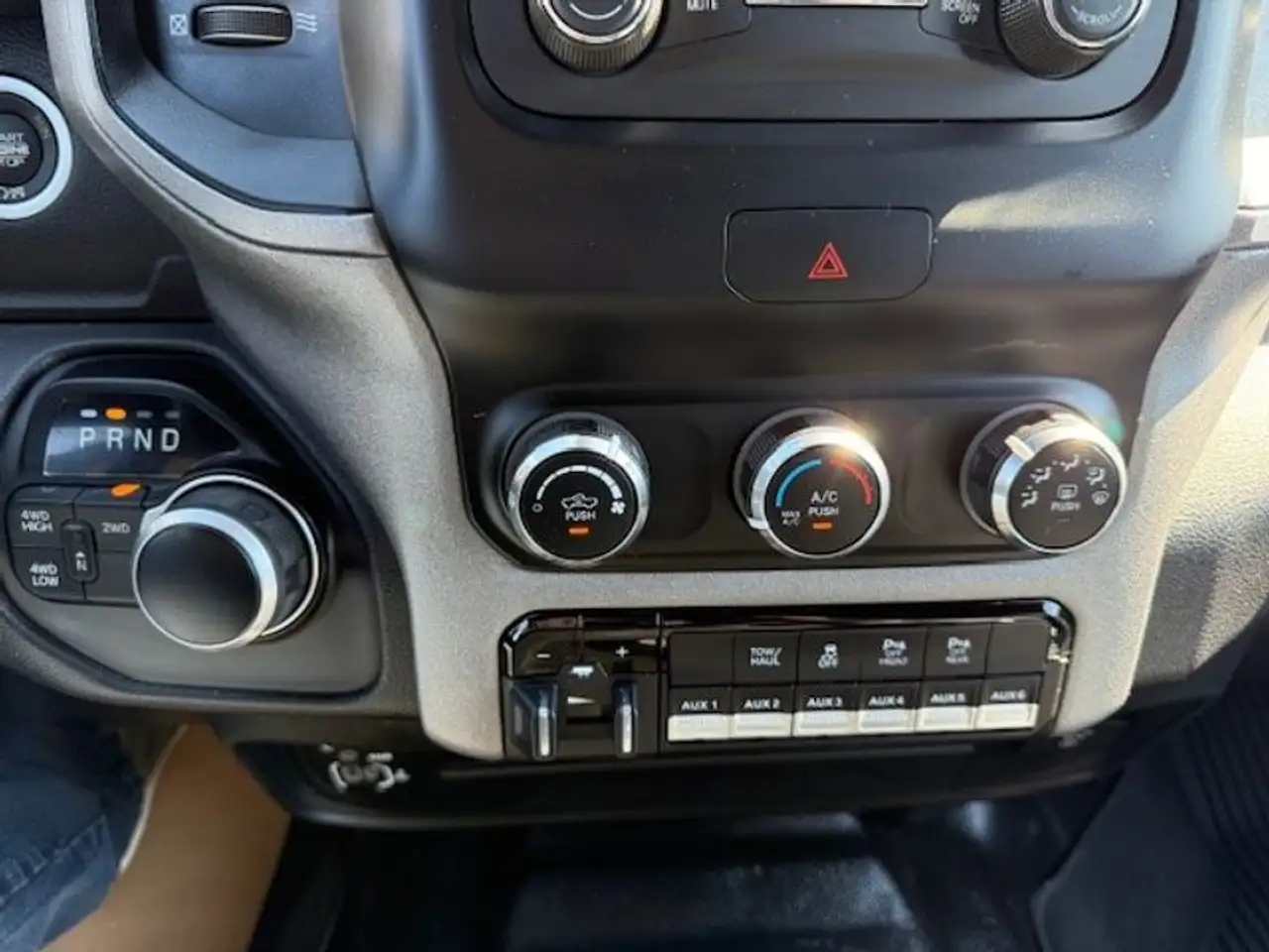 RAM 3500 снимка RAM 3500