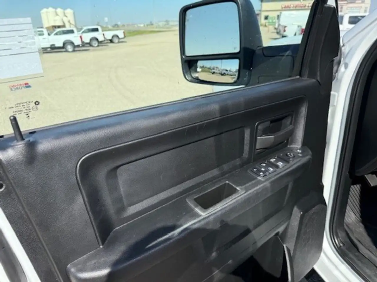 RAM 3500 снимка RAM 3500