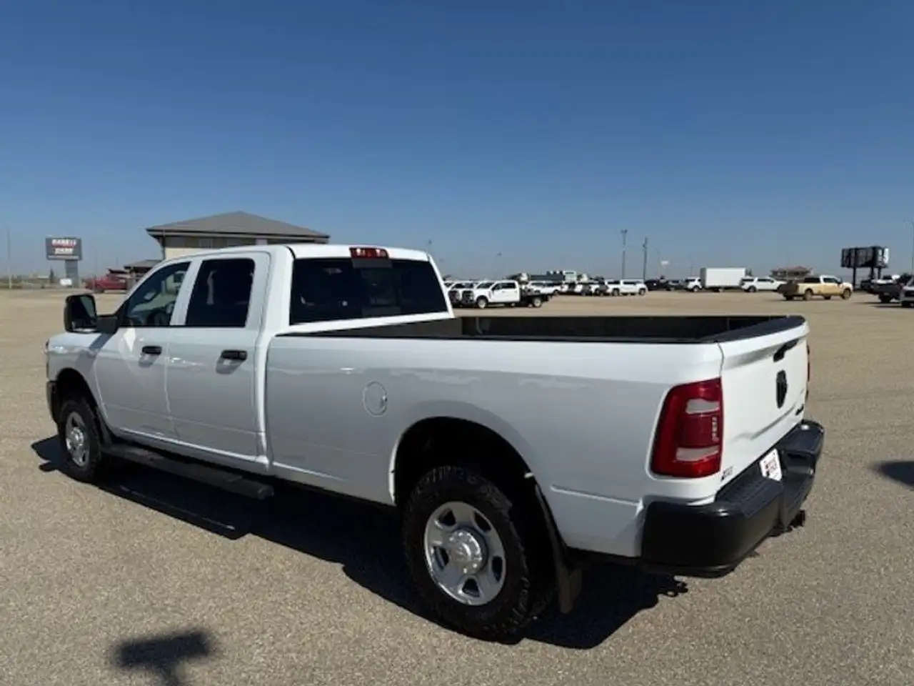 RAM 3500 снимка RAM 3500