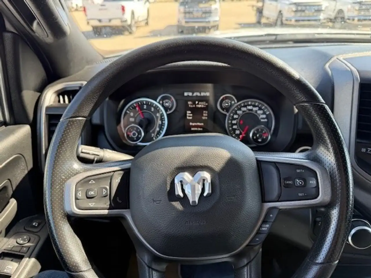 RAM 3500 снимка RAM 3500