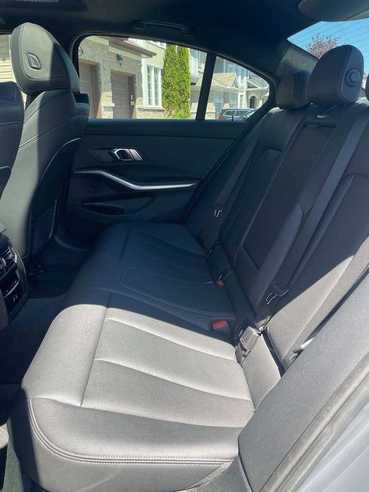 2023 BMW 3 Series 330e xDrive M Sports Pro thumb 10