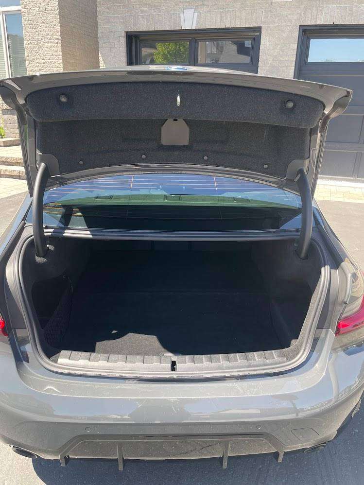 2023 BMW 3 Series 330e xDrive M Sports Pro thumb 18