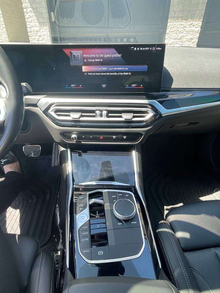 2023 BMW 3 Series 330e xDrive M Sports Pro thumb 14