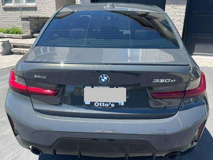 2023 BMW 3 Series 330e xDrive M Sports Pro thumb 6