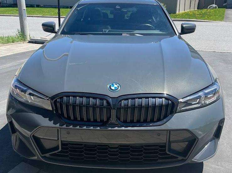 2023 BMW 3 Series 330e xDrive M Sports Pro alt 3