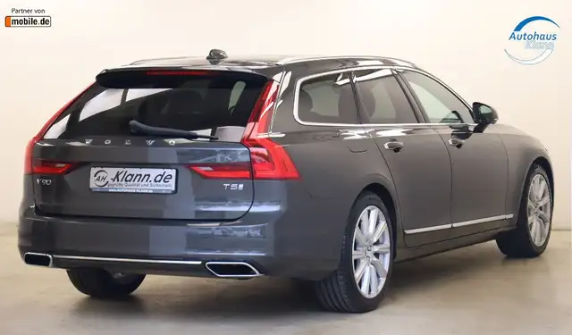 Volvo V90 view 8