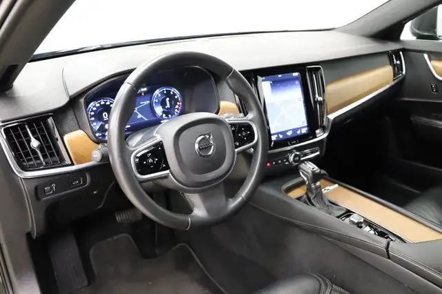Volvo V90 view 15