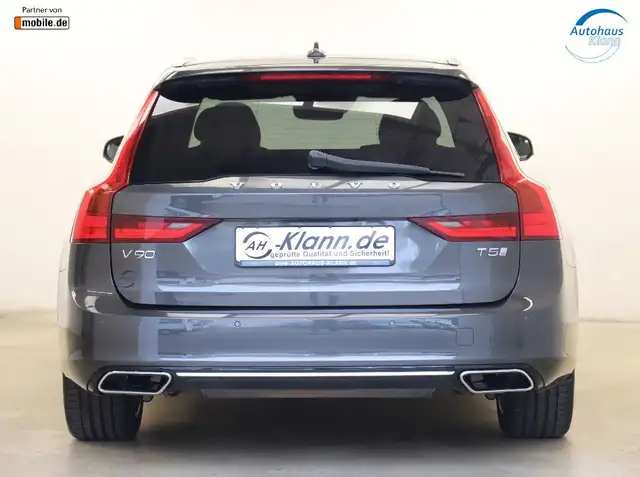 Volvo V90 view 7