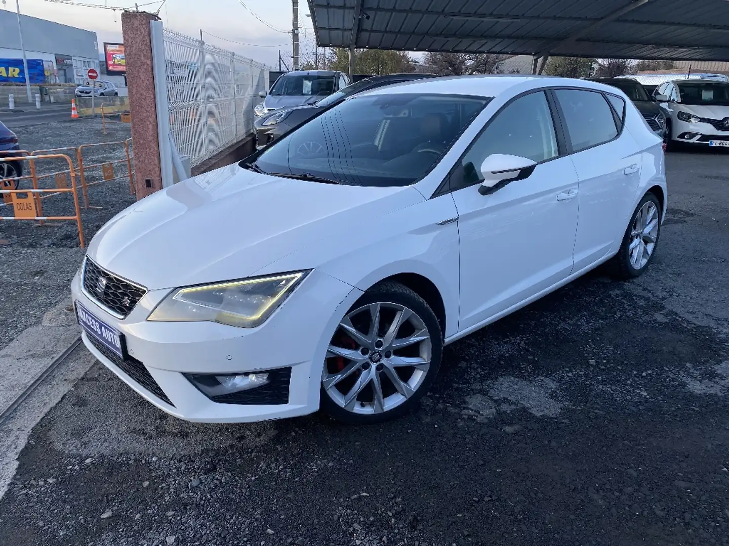 SEAT Leon 2.0 TDI 150 Start/Stop FR DSG6 - 1