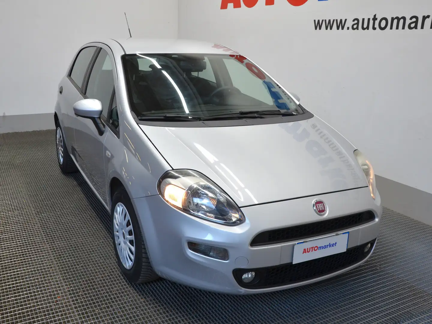 Fiat Punto 5p 1.3 mjt Street 75cv Argent - 1