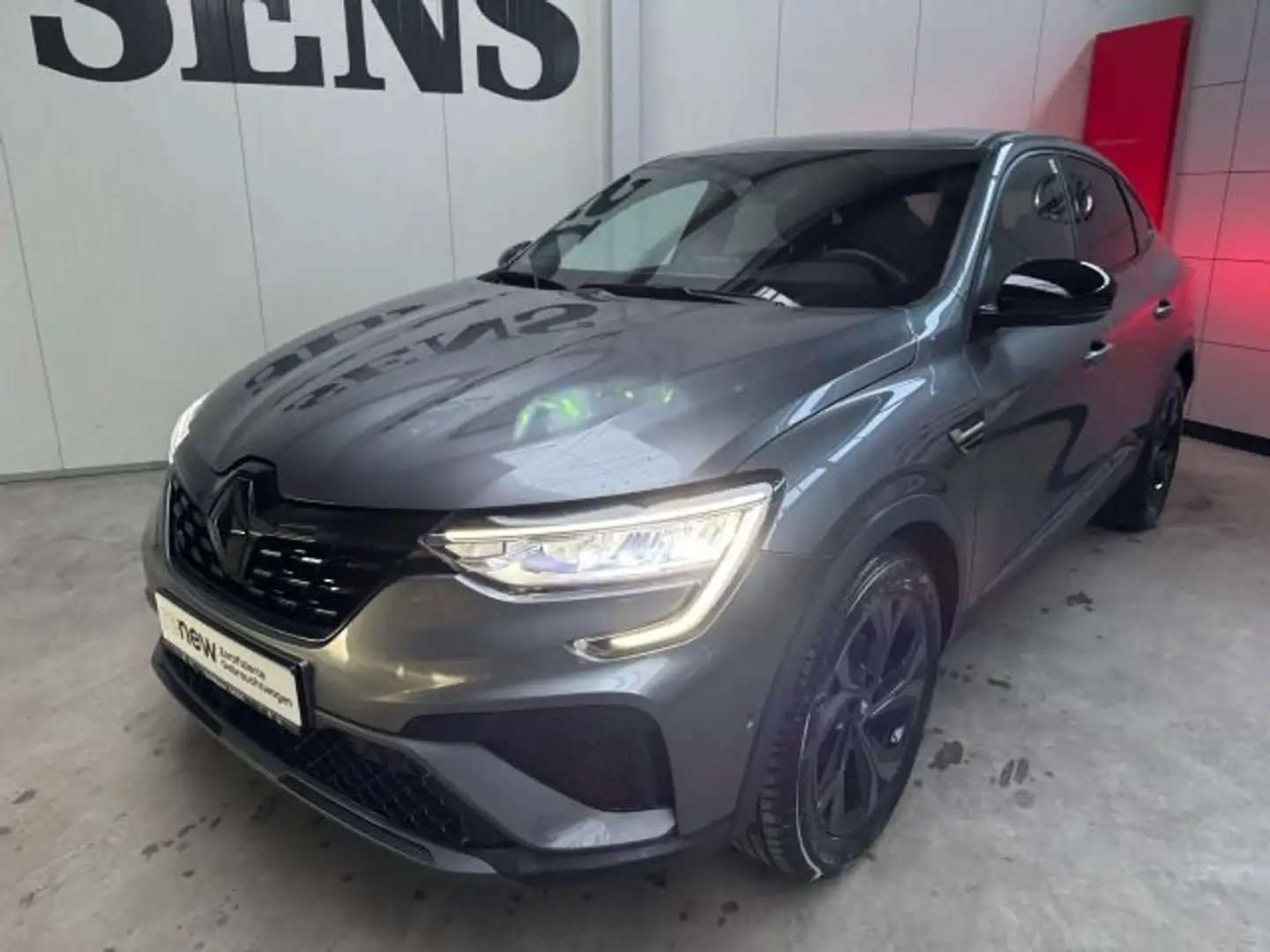 Renault Arkana 1.6 E-TECH 145 E-Tech Engineered Grau - 2