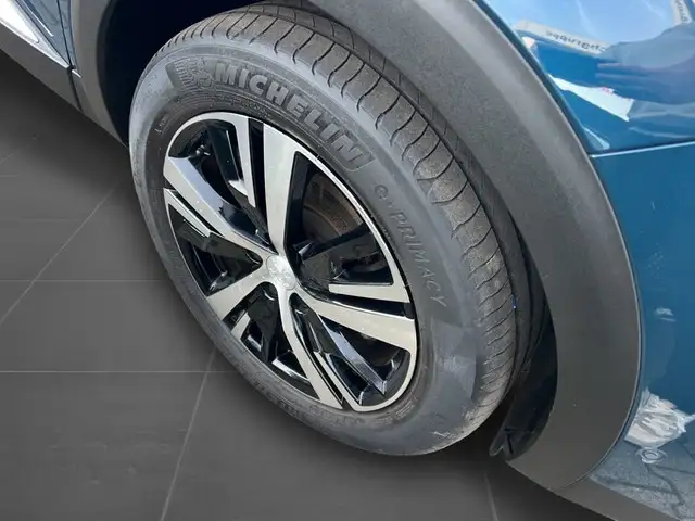 Peugeot 3008 view 8