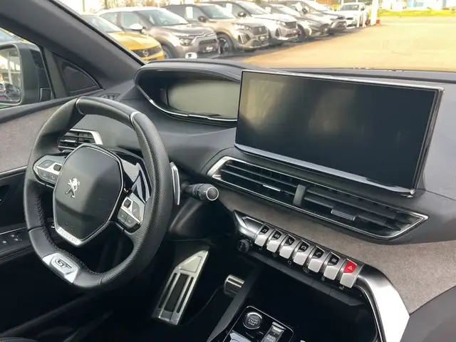 Peugeot 3008 view 12