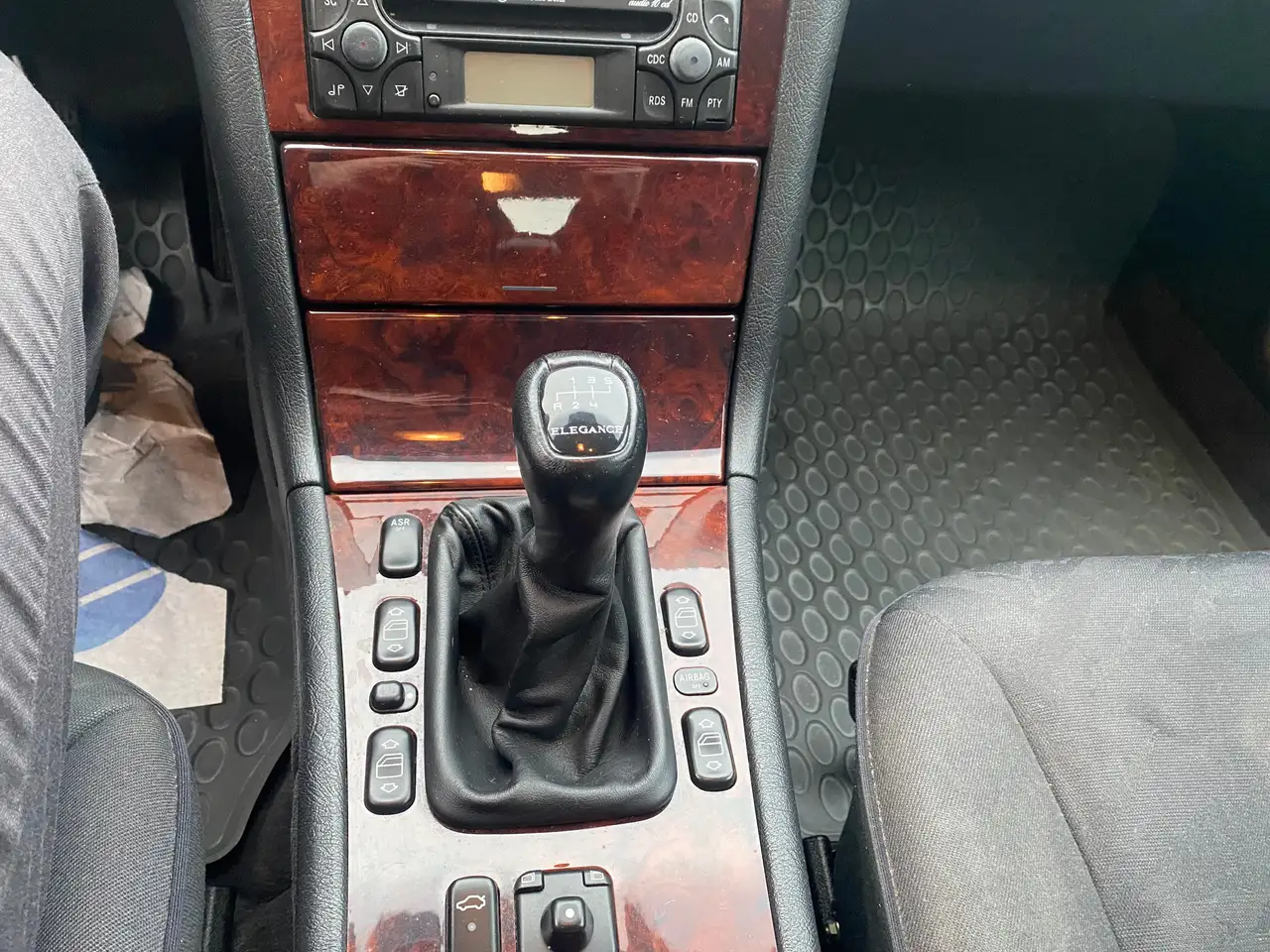 Mercedes-Benz E 240 E-Klasse Elegance, foto 11