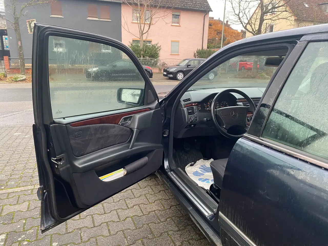 Mercedes-Benz E 240 E-Klasse Elegance, foto 7