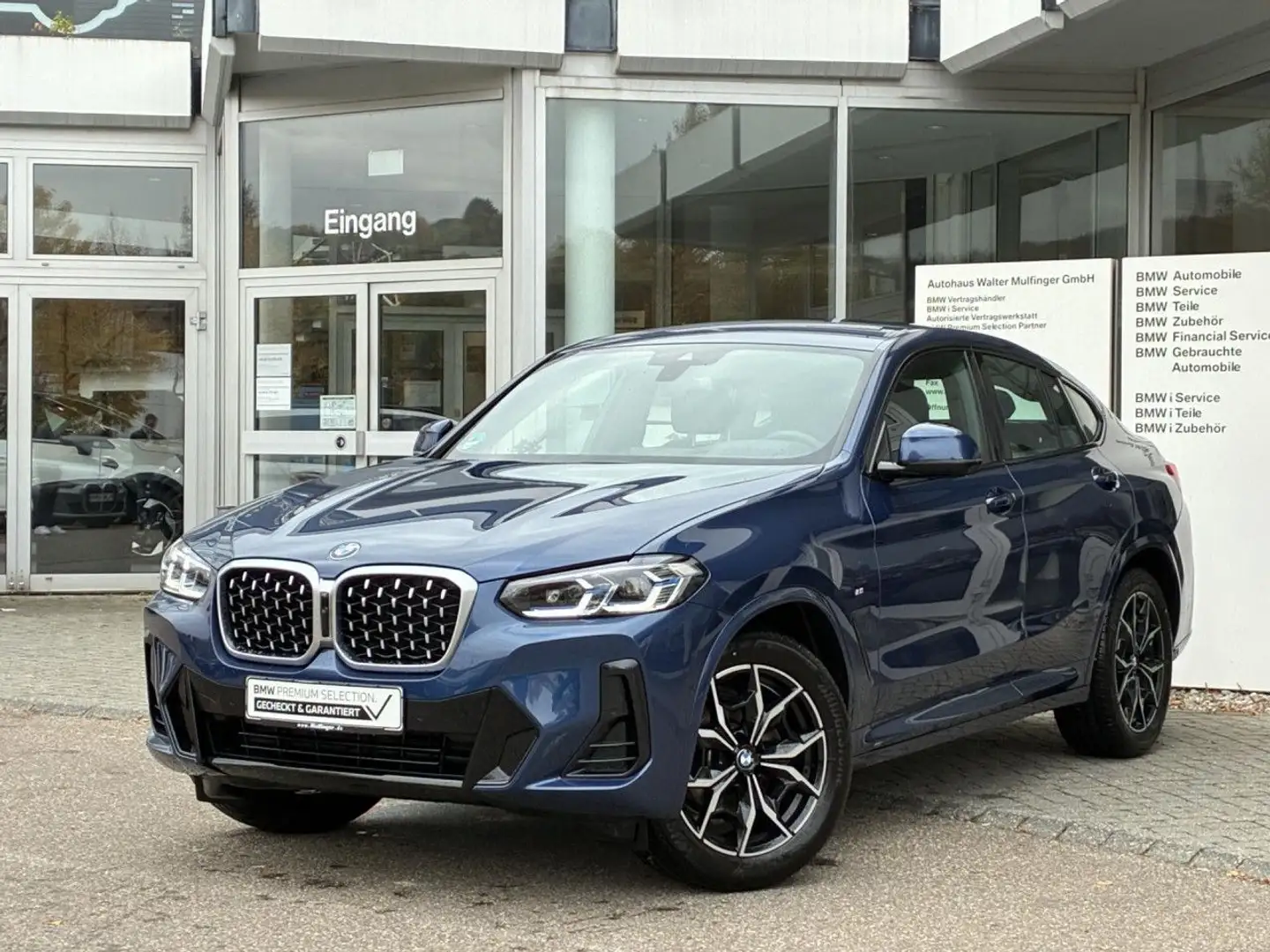 BMW X4 x20d M Sport SurView HUD Laser HiFi KomfZ.AHK Blau - 2
