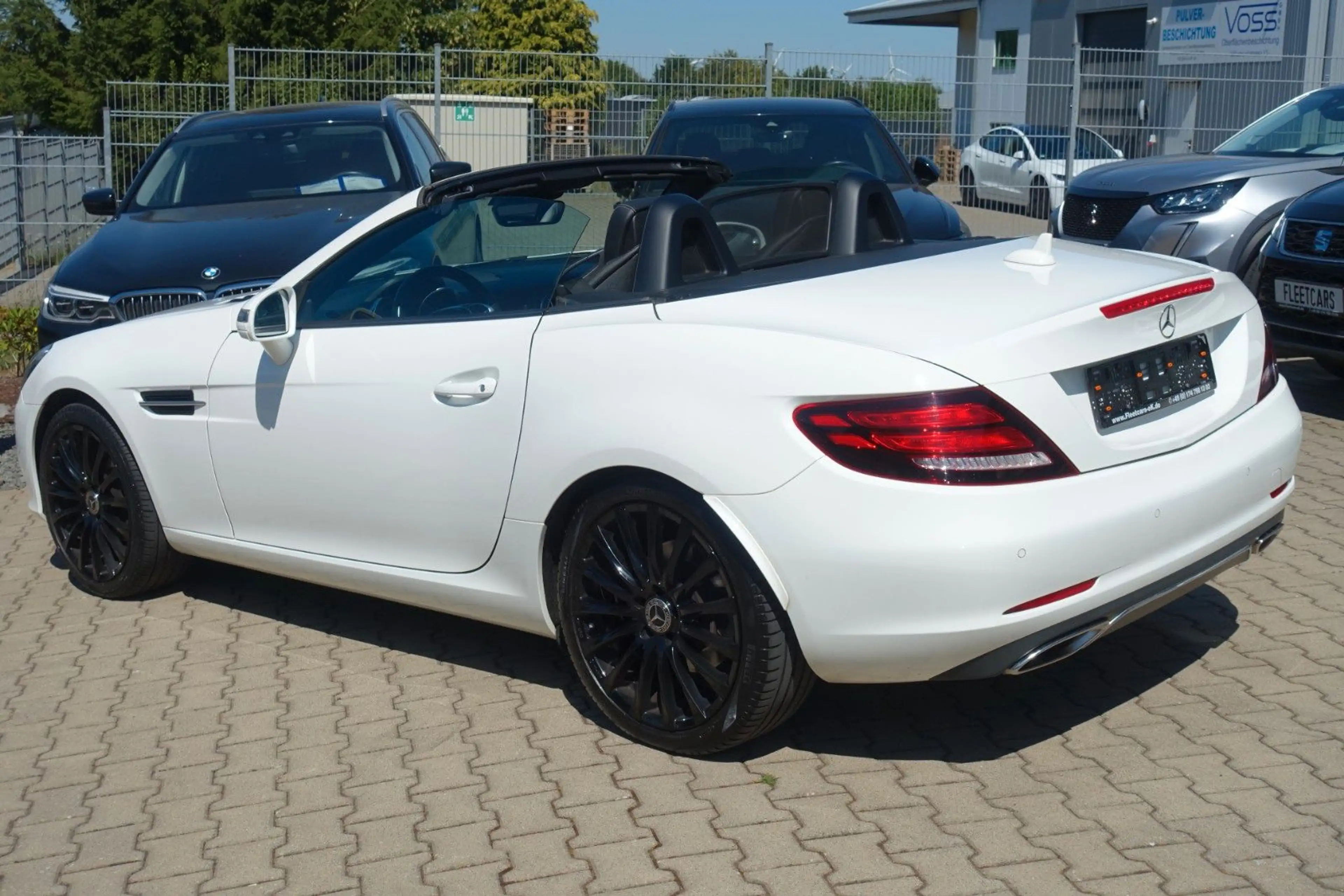 Mercedes-Benz SLC 180 Roadster | LEDER | NAVI | Einparkhilfe — photo 9
