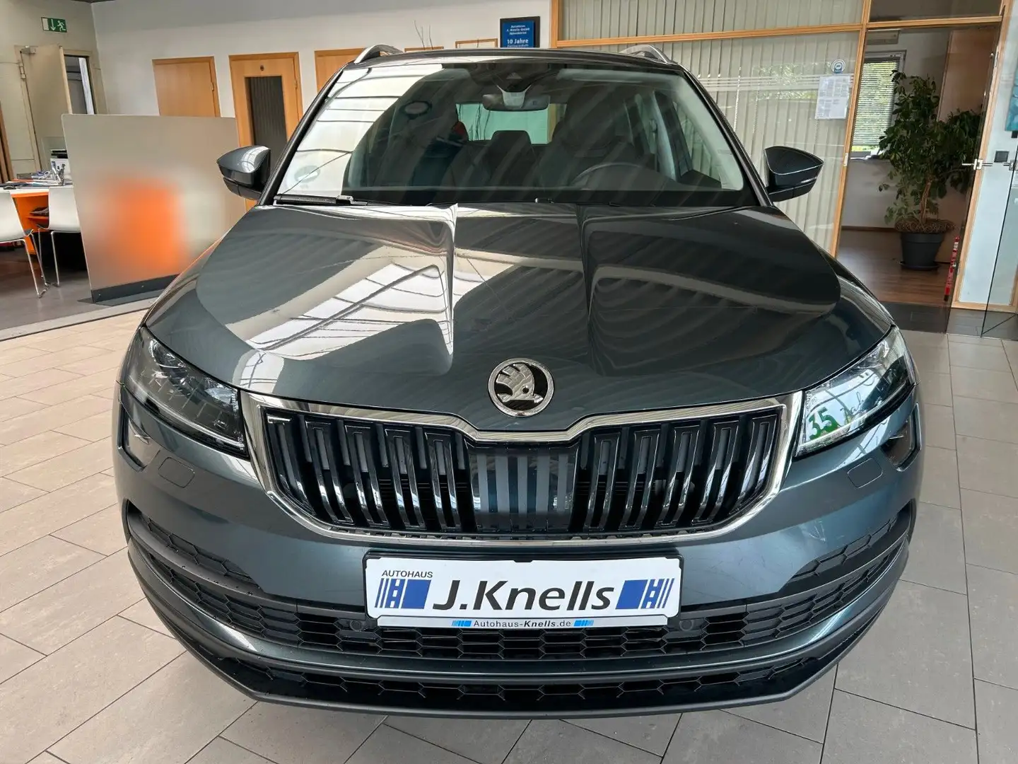 Skoda Karoq Style 1.5 TSI DSG/LEDER/VIRTUAL/AHK/LED/AC Grijs - 2