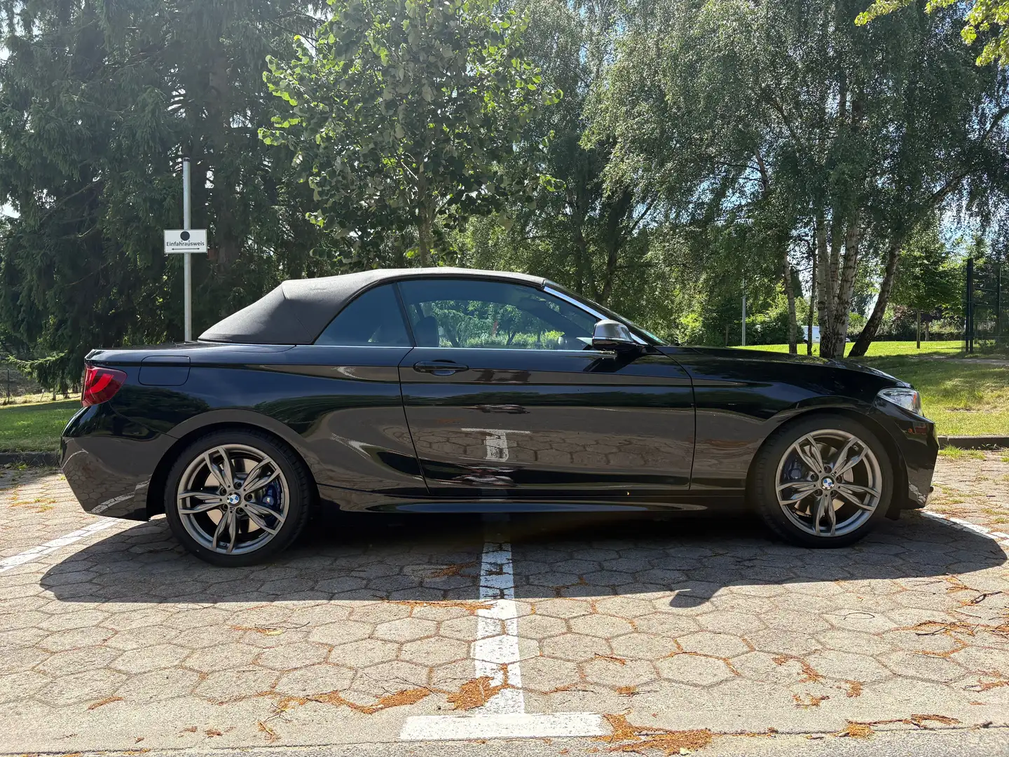 BMW 235 2er Cabrio M235i Cabrio Schwarz - 1