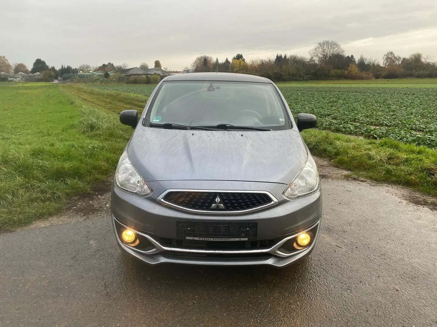 Mitsubishi Space Star Diamant Edition+ Grau - 2