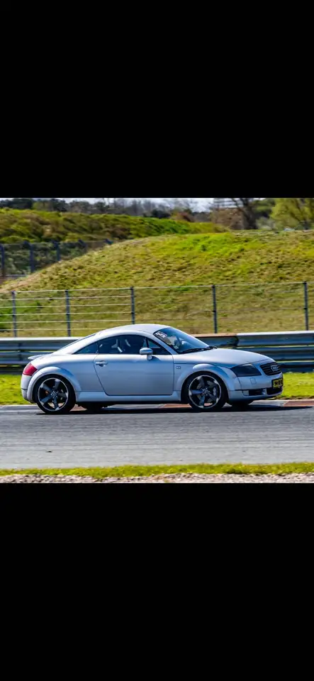 Audi TT 1.8 5V Turbo quattro / Trackday/Circuit, foto 1