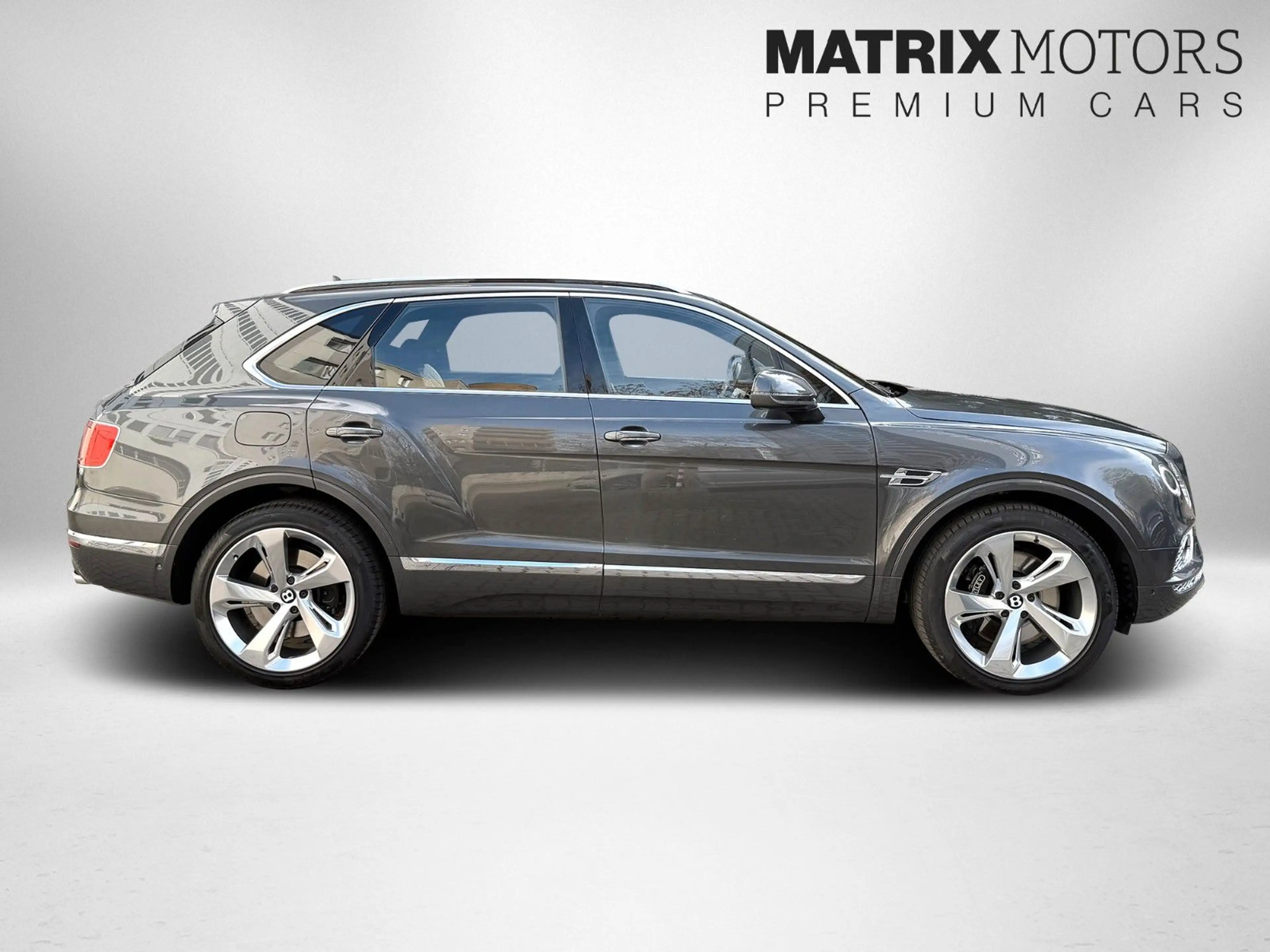 Bentley Bentayga V8 1.Hand Scheckheft NightVision — photo 5