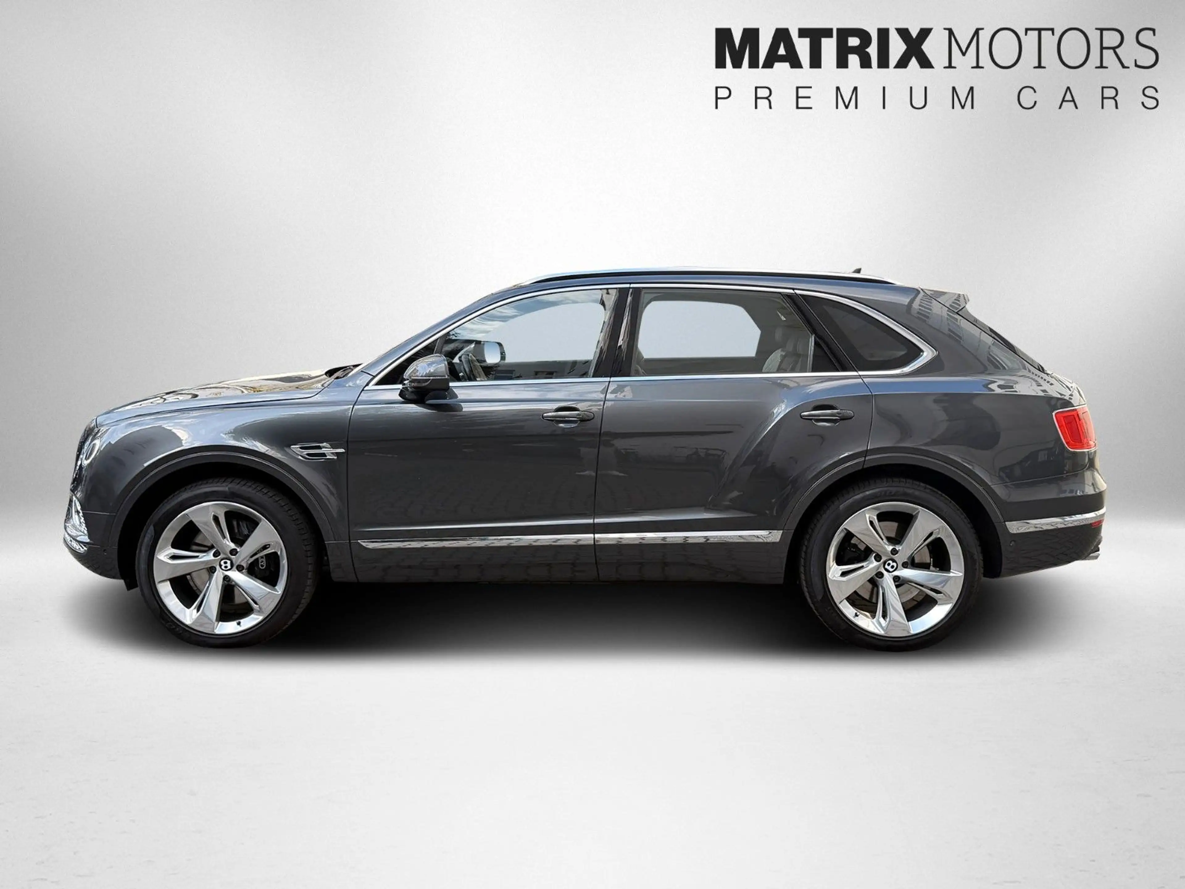Bentley Bentayga V8 1.Hand Scheckheft NightVision — photo 6