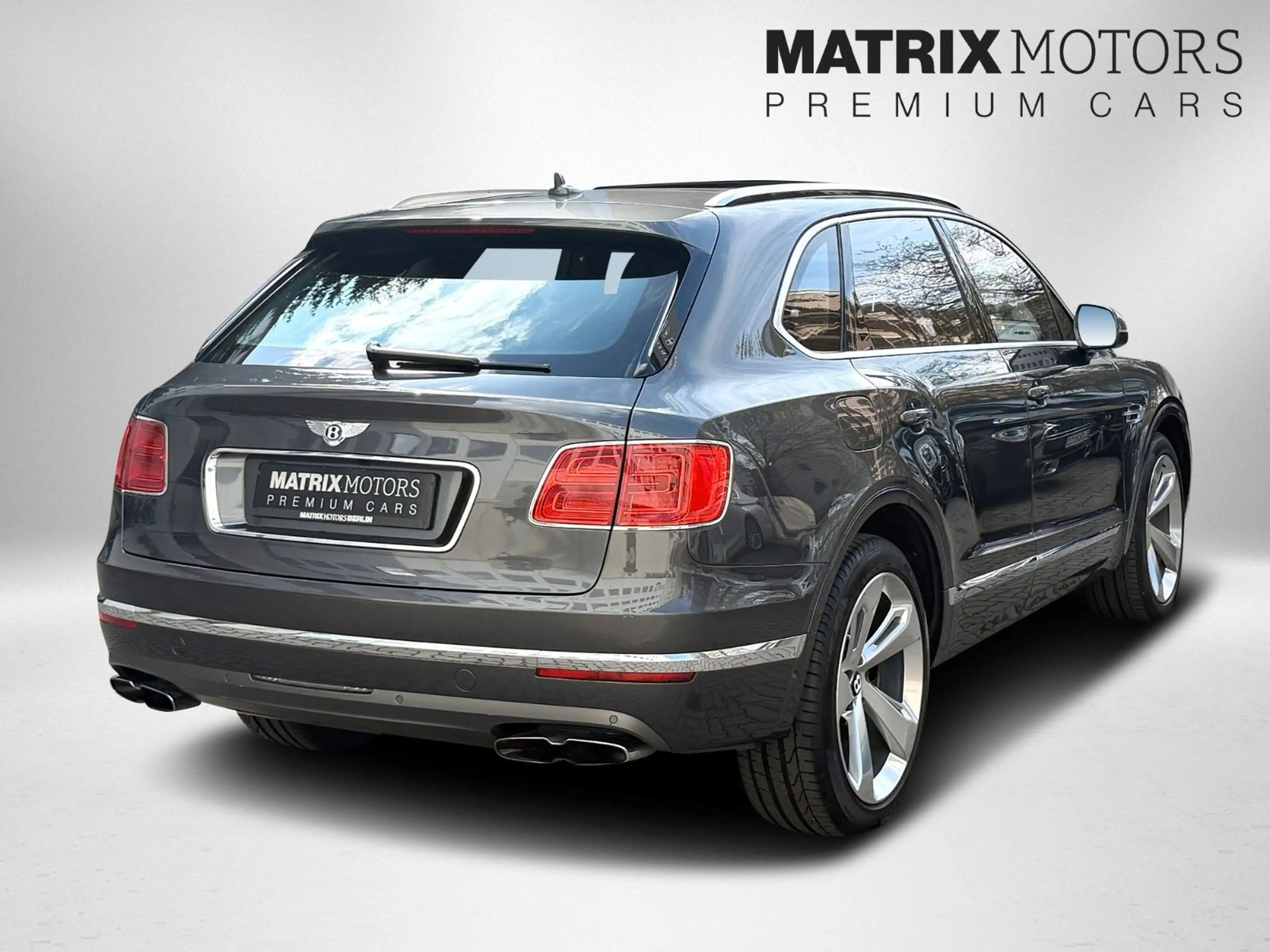 Bentley Bentayga V8 1.Hand Scheckheft NightVision — photo 2