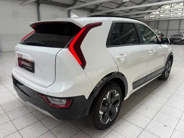 Kia Niro view 5