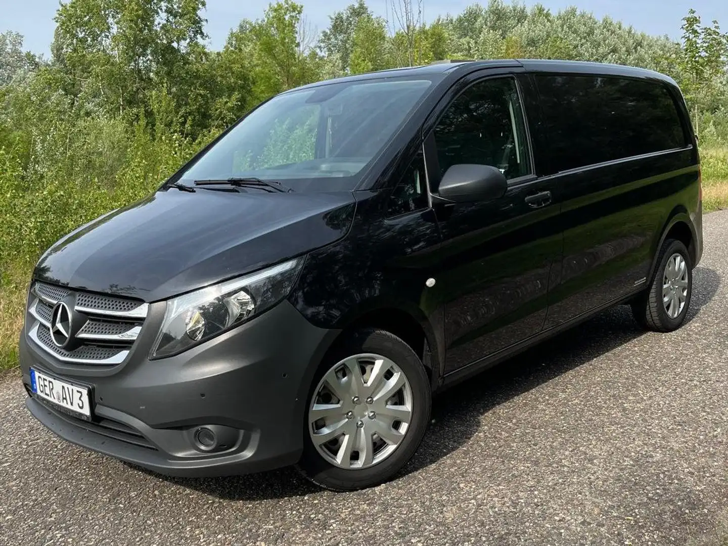 Mercedes-Benz Vito 114 cdi Kompakt -Automatik Schwarz - 1