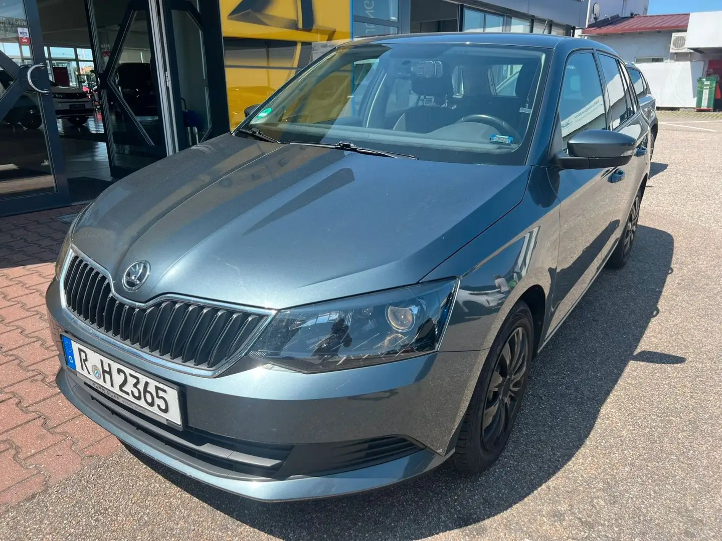 Skoda Fabia 1.0l TSI 70kW Ambition*TOP GEPFLEGT*SHZ* Grau - 1