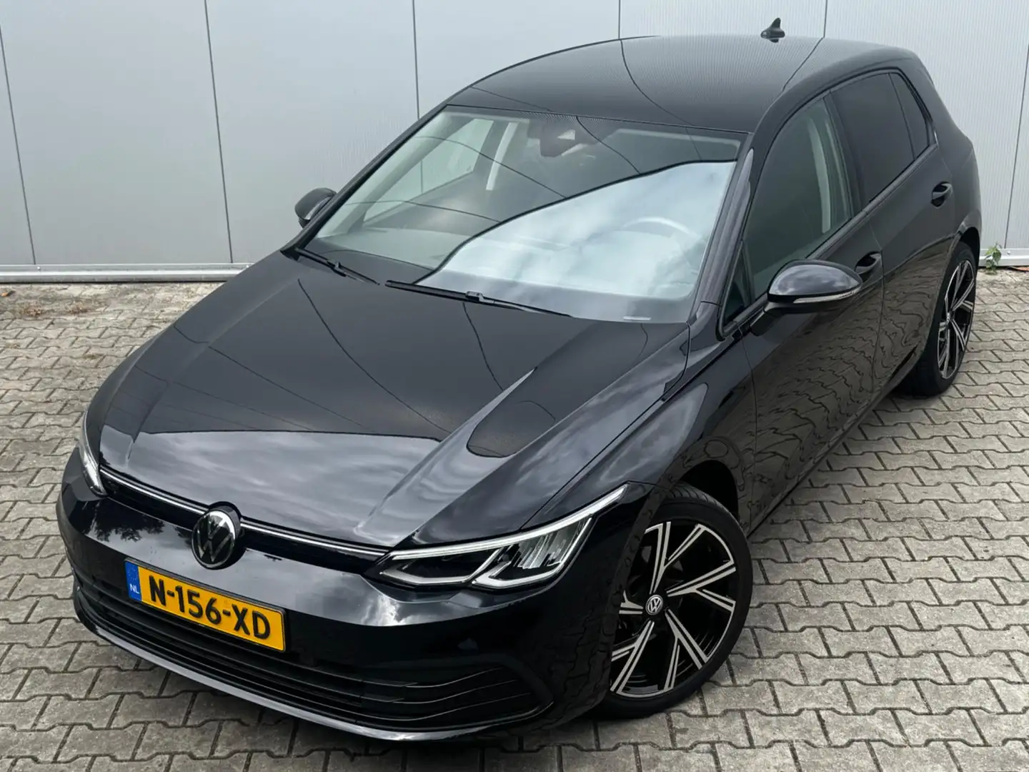 Volkswagen Golf 1.0 eTSI LIFE CARPLAY ORIGINEEL NEDERLANDS NAP PAR Noir - 1