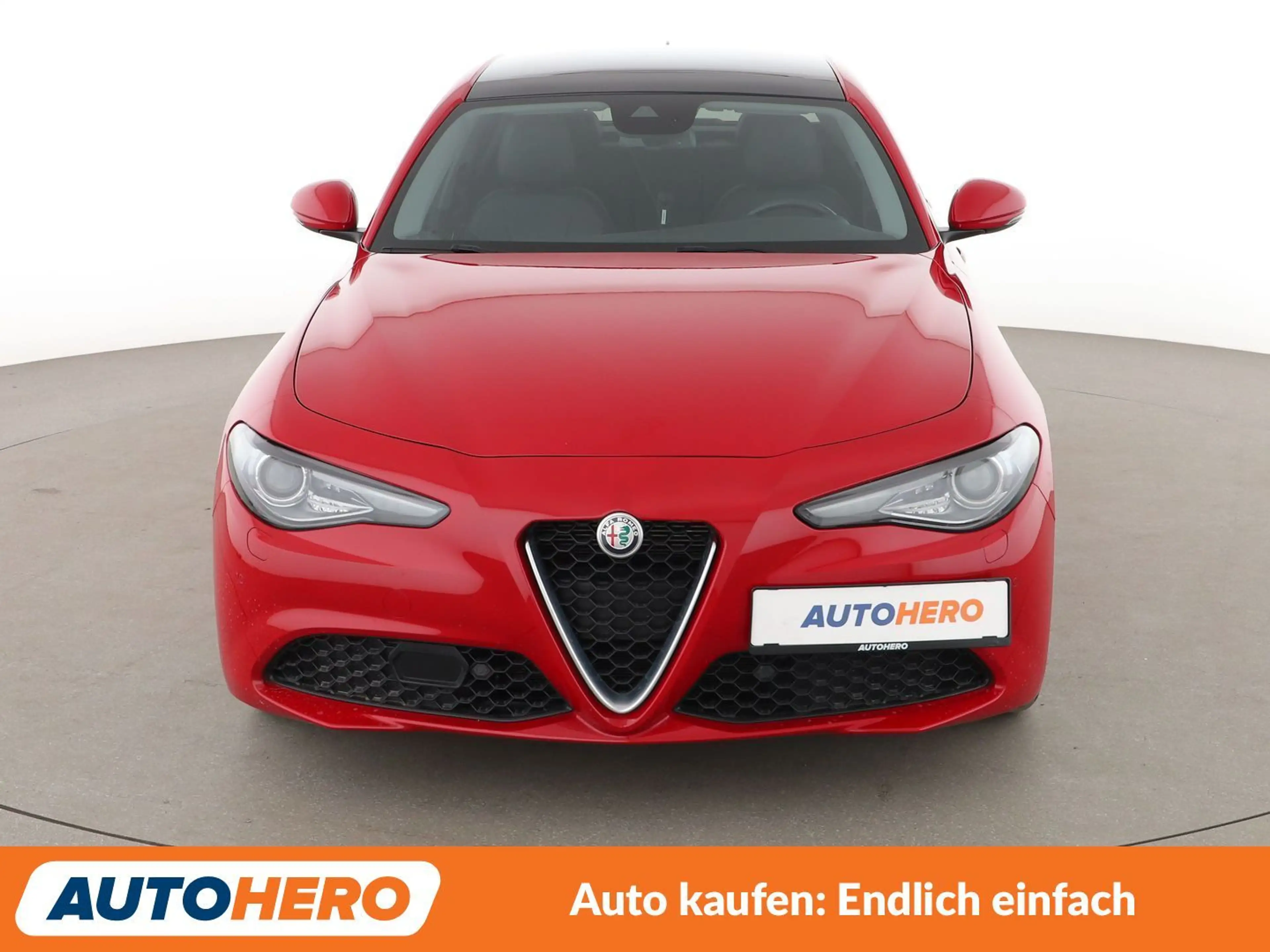 Alfa Romeo Giulia 2.2 JTDM Lusso Aut.*NAV*BI-XENON*ACC*CAM*PDC* — photo 9