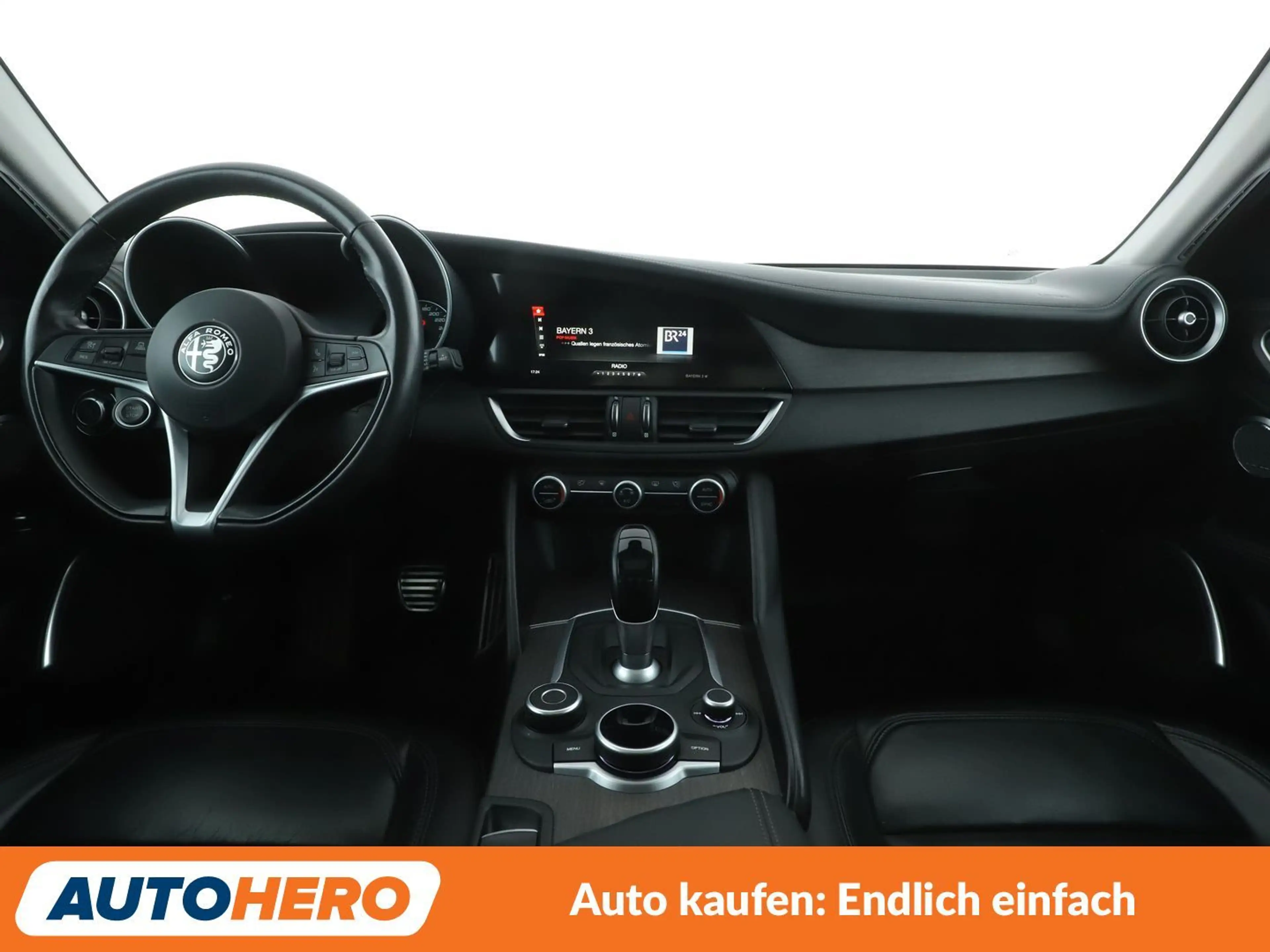 Alfa Romeo Giulia 2.2 JTDM Lusso Aut.*NAV*BI-XENON*ACC*CAM*PDC* — photo 12