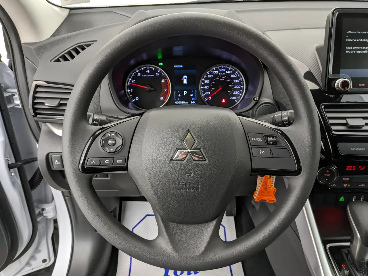 Mitsubishi Eclipse Cross снимка Mitsubishi Eclipse Cross