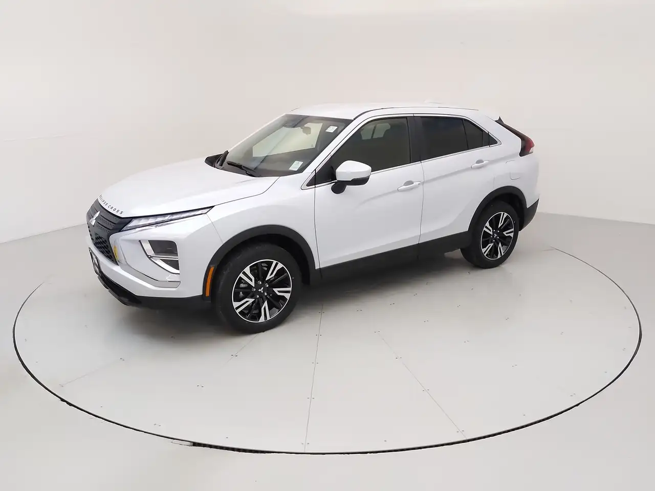 Mitsubishi Eclipse Cross снимка Mitsubishi Eclipse Cross