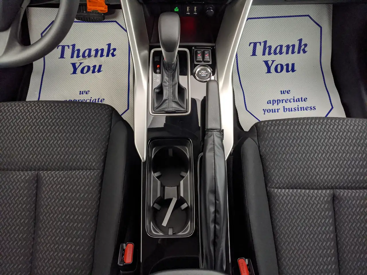 Mitsubishi Eclipse Cross снимка Mitsubishi Eclipse Cross