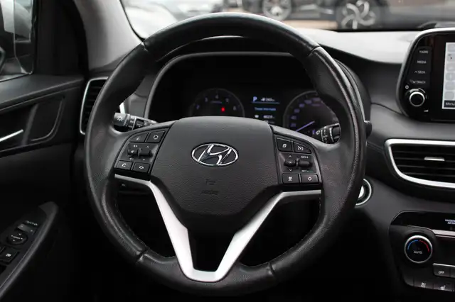 Hyundai Tucson view 18