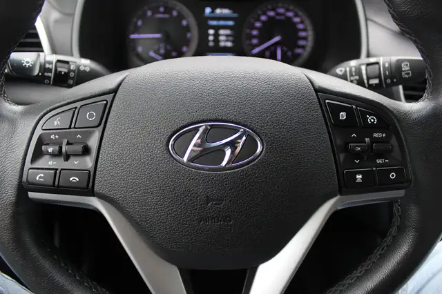 Hyundai Tucson view 30