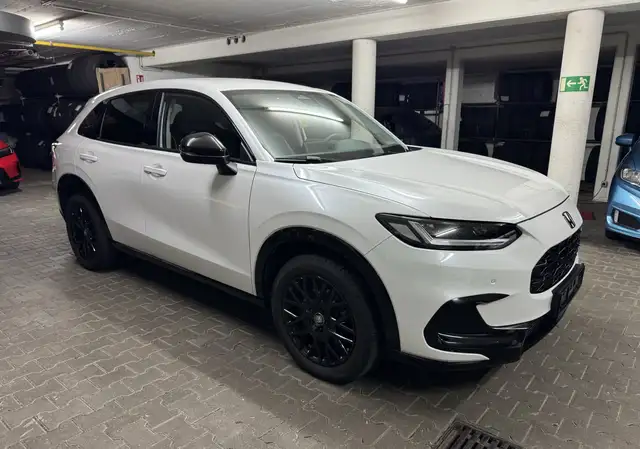 Honda ZR-V 2.0 e:HEV Hybrid Sport | 8-fach Bereift | Black Ed