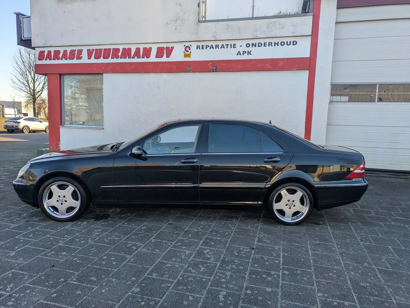 Mercedes-Benz S 500 lang Negru - 2