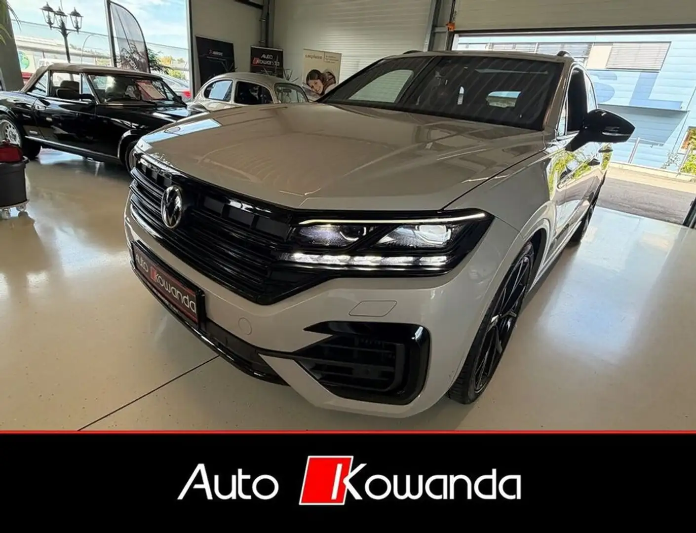 Volkswagen Touareg eHYBRID R-Line 4Motion -1. Besitz Beige - 2