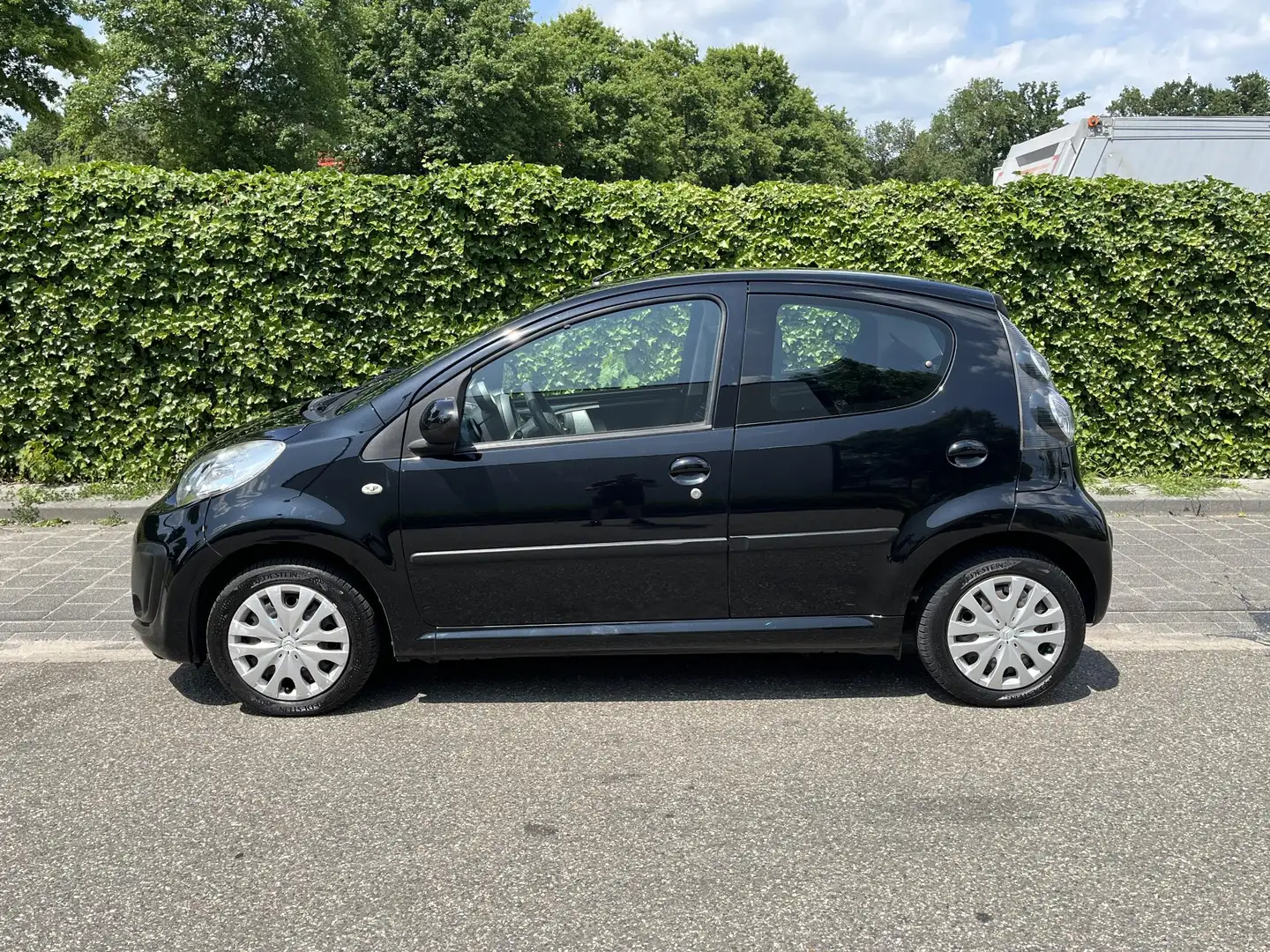 Citroen C1 1.0 Tendance * Airco * Nieuwe koppeling * Apk 06-2 Zwart - 2
