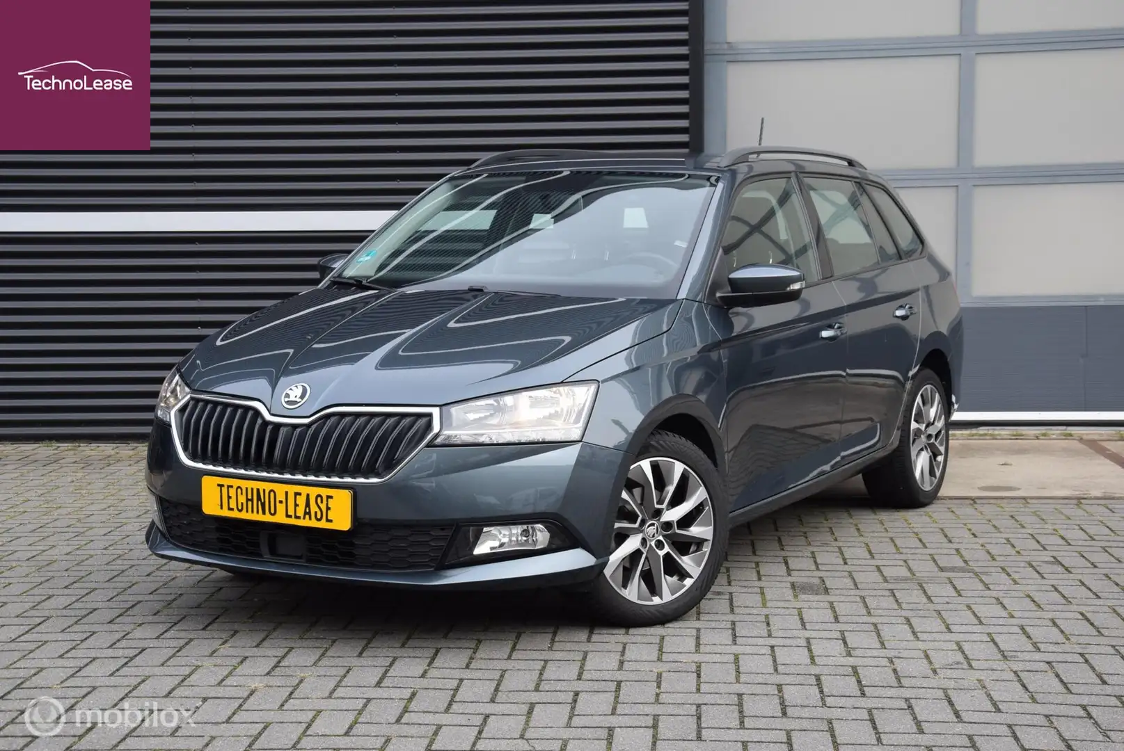 Skoda Fabia Combi 1.0 TSI Business Edition Trekhaak Airco Crui Gris - 1