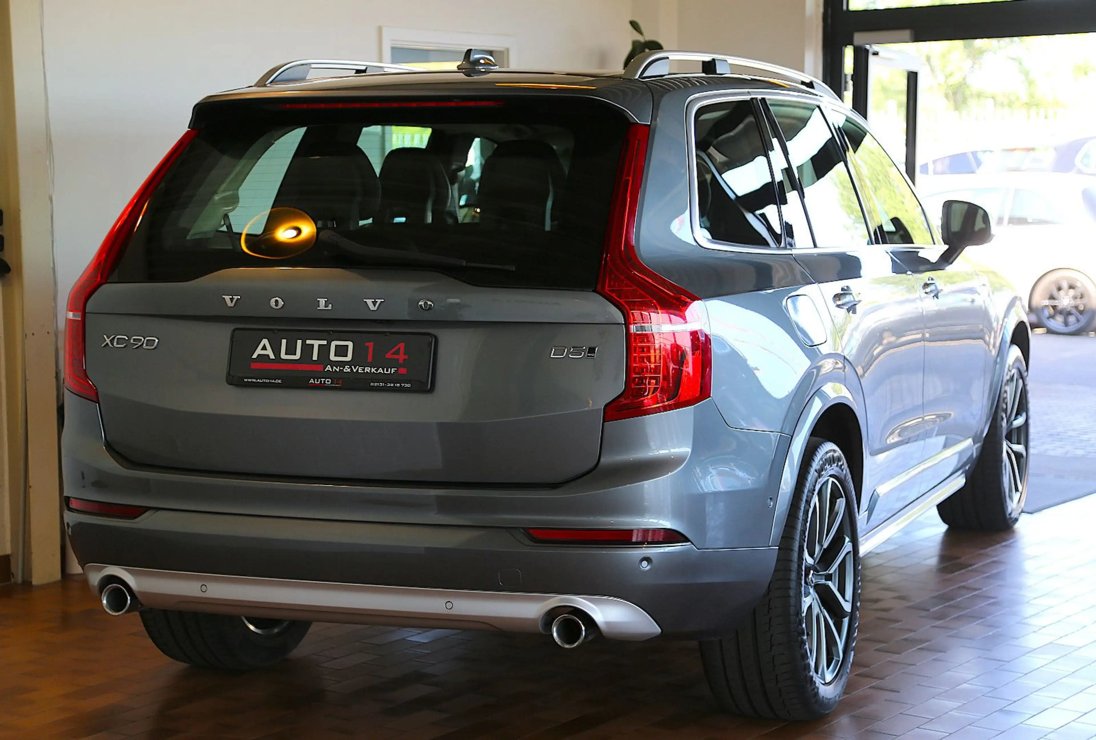 Volvo XC90 Momentum 7-Sitzer LED HUD ACC Kamera 20" — photo 2