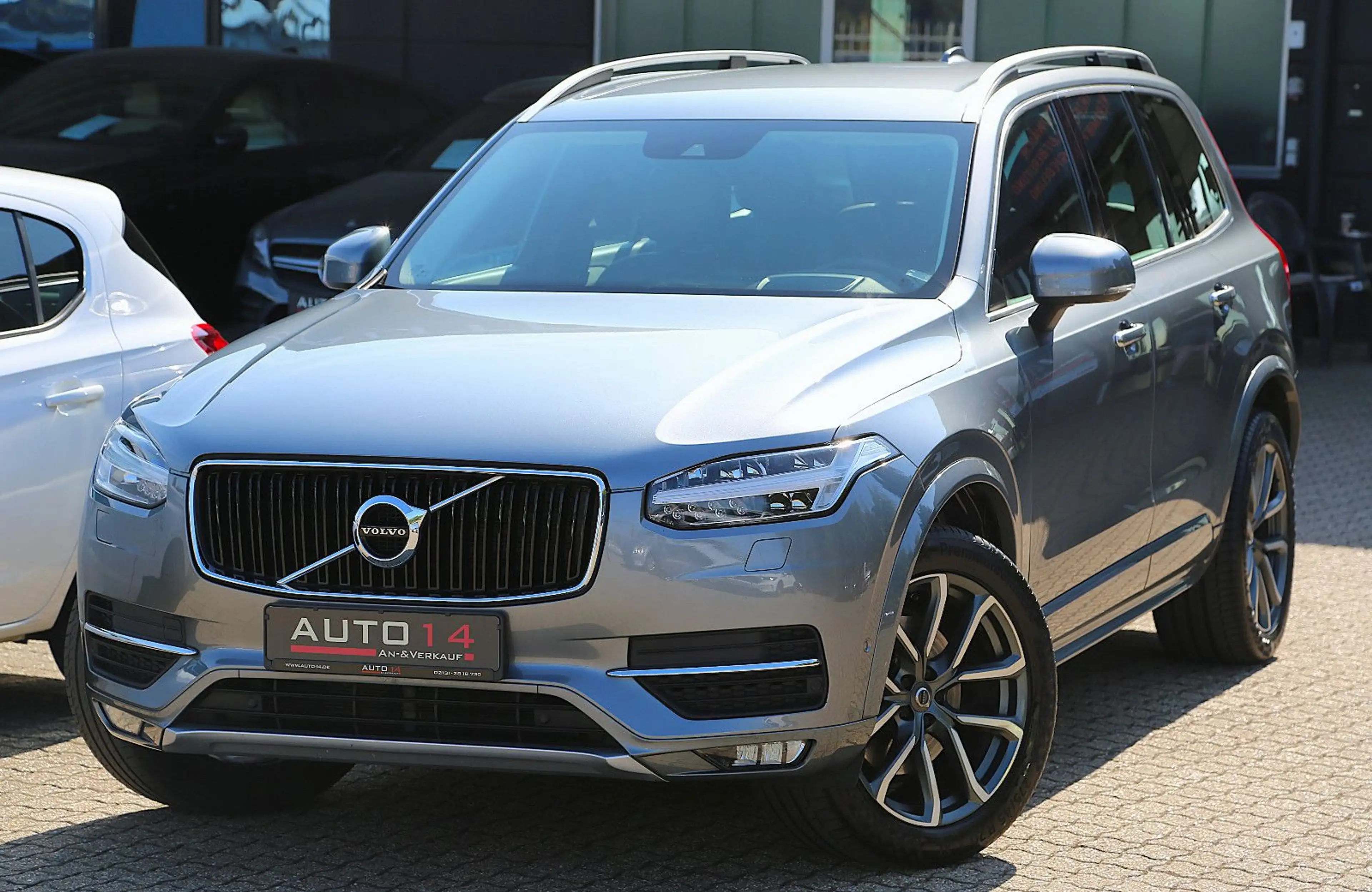 Volvo XC90 Momentum 7-Sitzer LED HUD ACC Kamera 20" — photo 11
