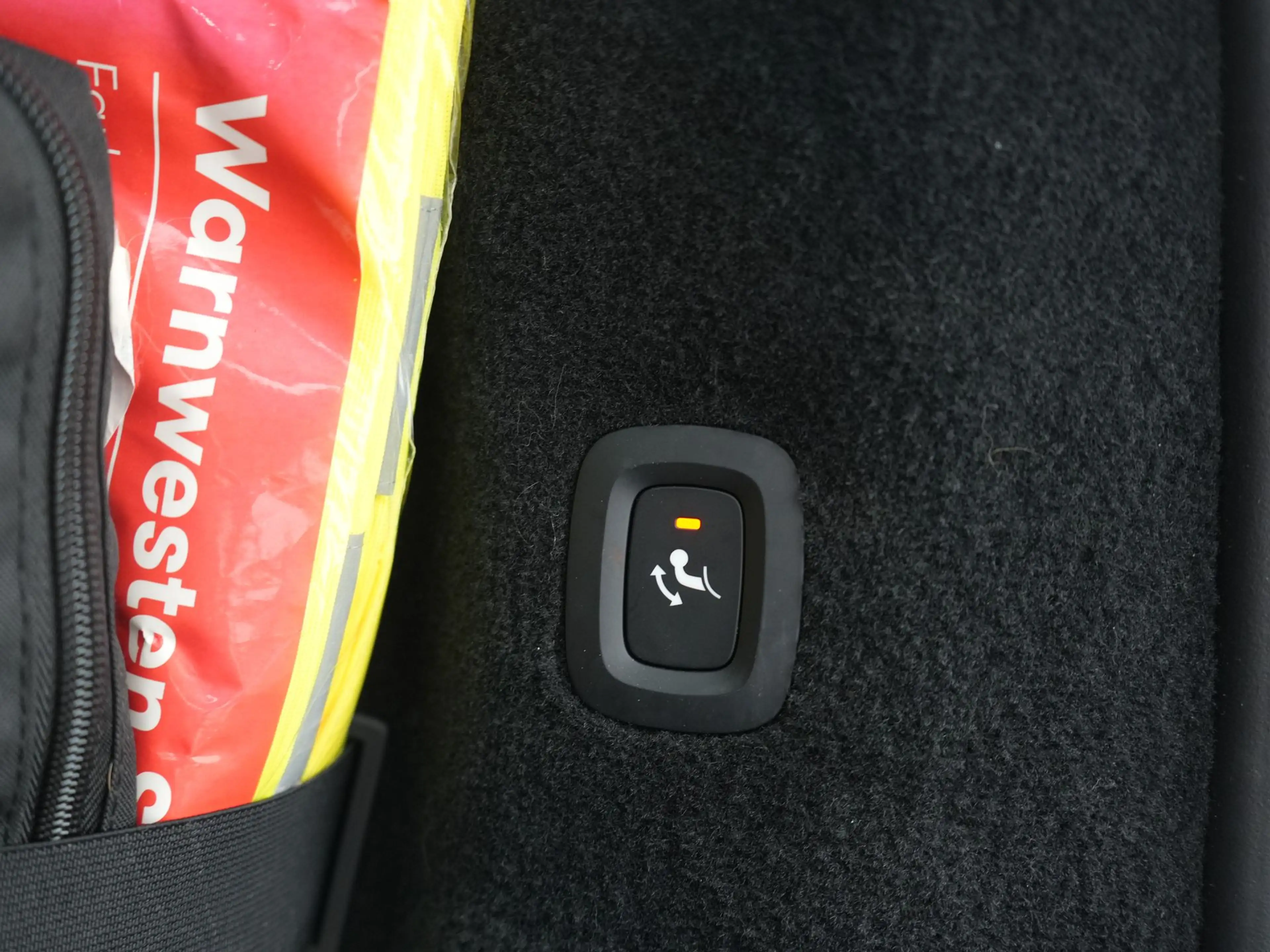 Volvo V90 T8 AWD Ultimate Bright LONG RANGE PHEV 350pk | Tre — photo 9