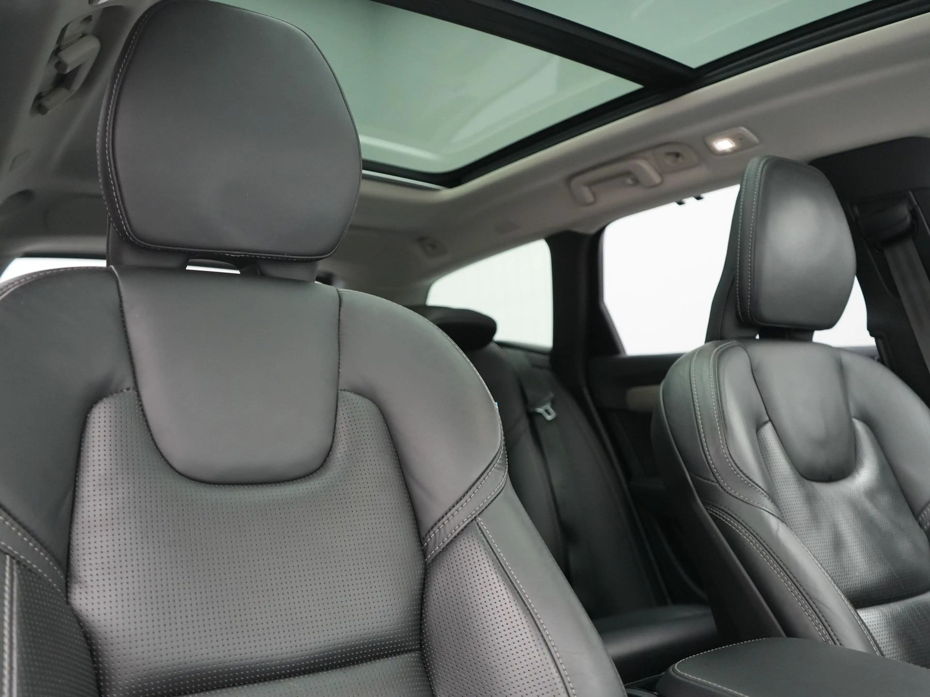 Volvo V90 T8 AWD Ultimate Bright LONG RANGE PHEV 350pk | Tre — photo 5